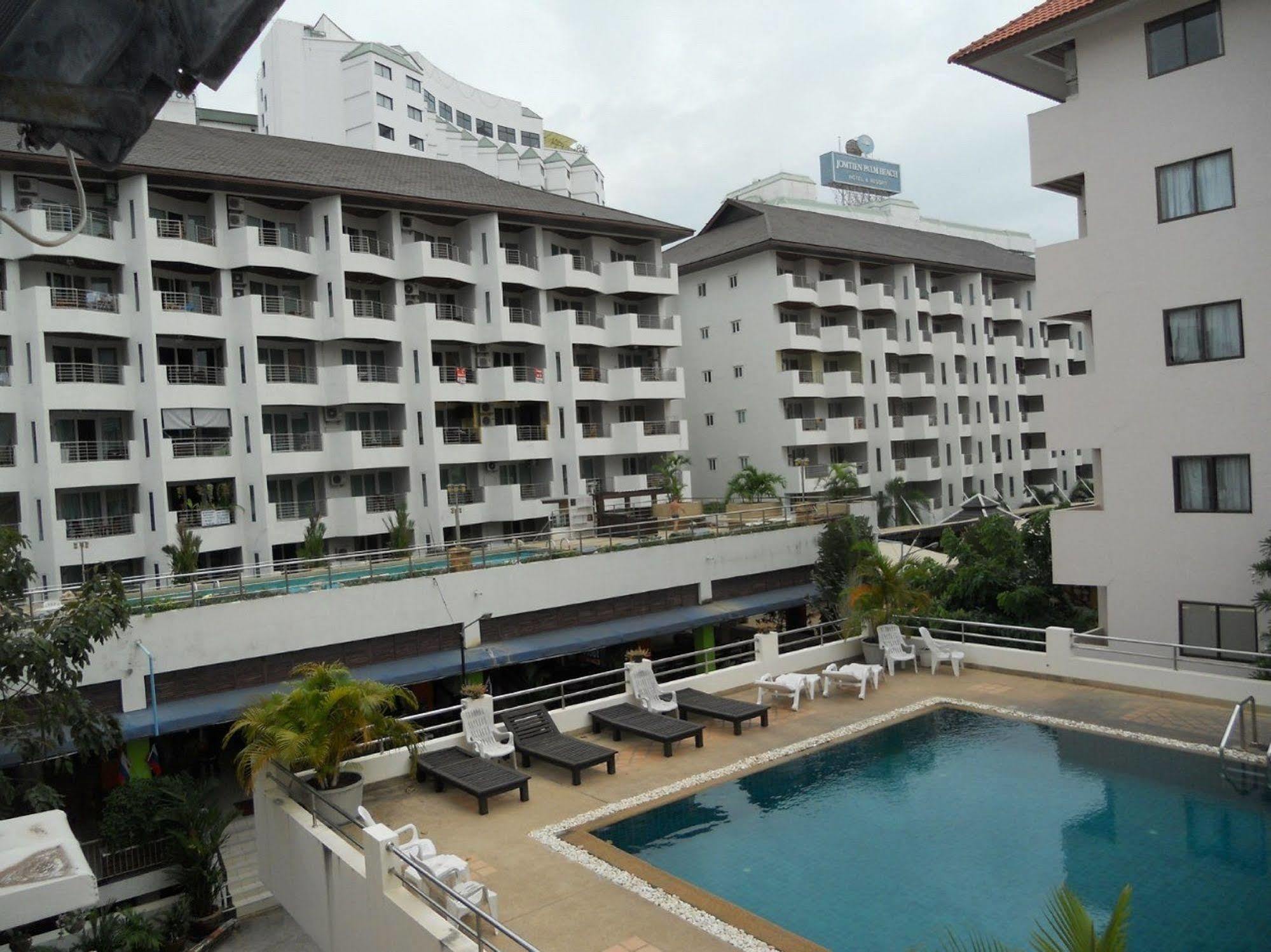 Jomtien Good Luck Apartment Exterior foto