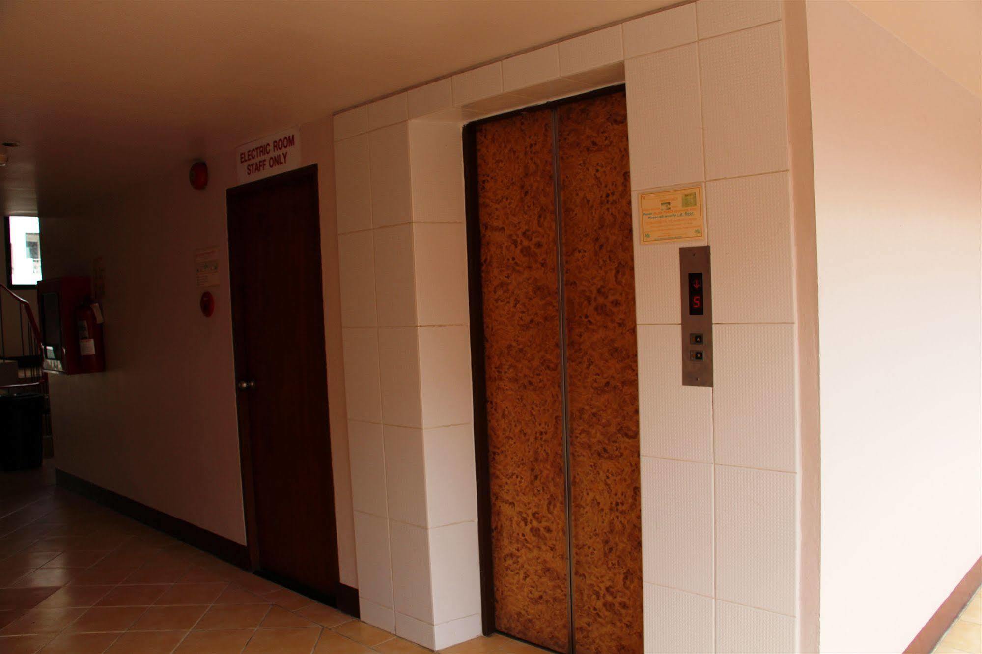 Jomtien Good Luck Apartment Exterior foto